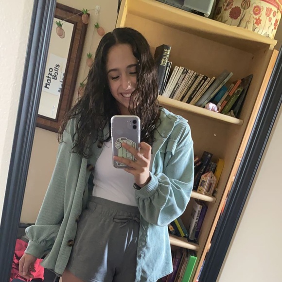 Meet your Posher, Maddy - Picture 1 of 1